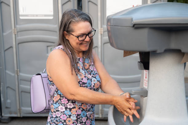 Best Porta potty delivery and setup  in Covina, CA